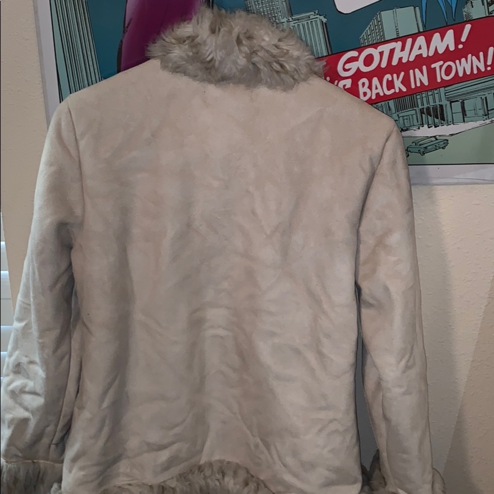 Fur coat - Picture 3 of 3